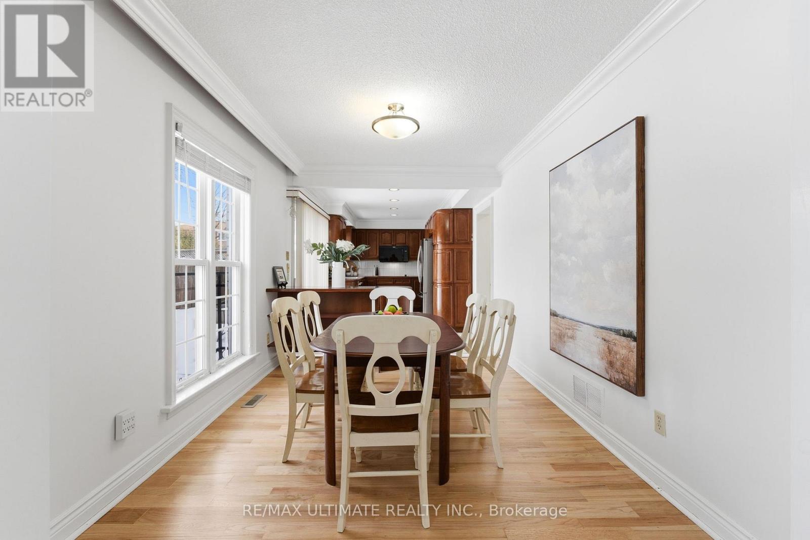 1867 Bough Beeches Boulevard, Mississauga, Ontario  L4W 2J8 - Photo 12 - W12846942