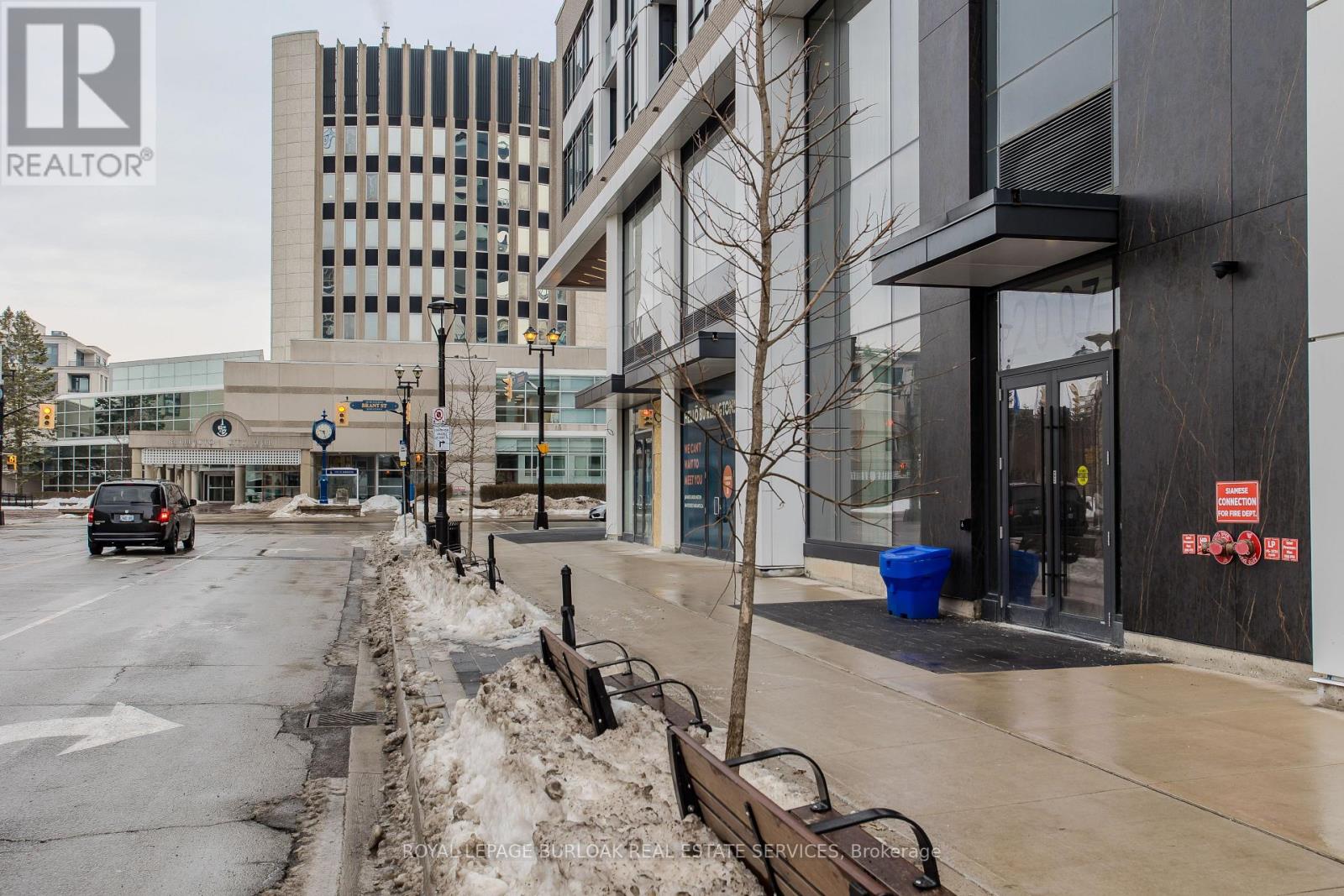 603 - 2007 James Street, Burlington, Ontario  L7R 0G7 - Photo 4 - W12846962