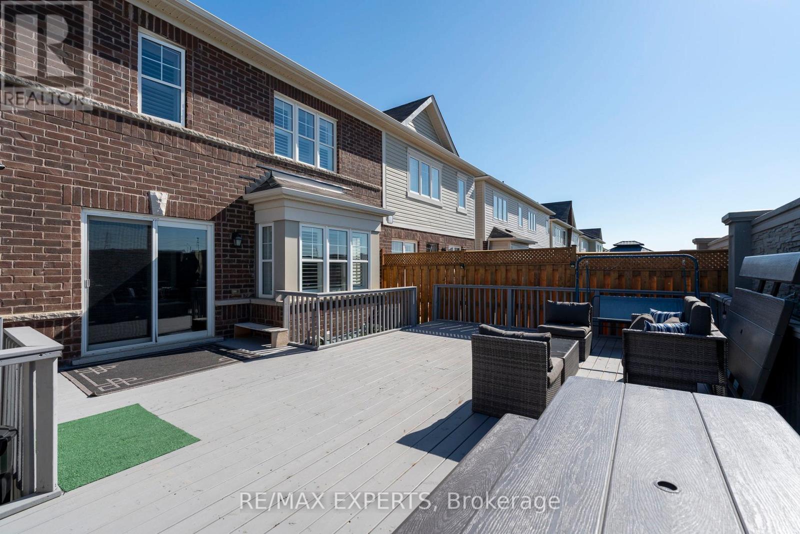 56 Donlamont Circle, Brampton, Ontario  L7A 4T5 - Photo 38 - W12846972