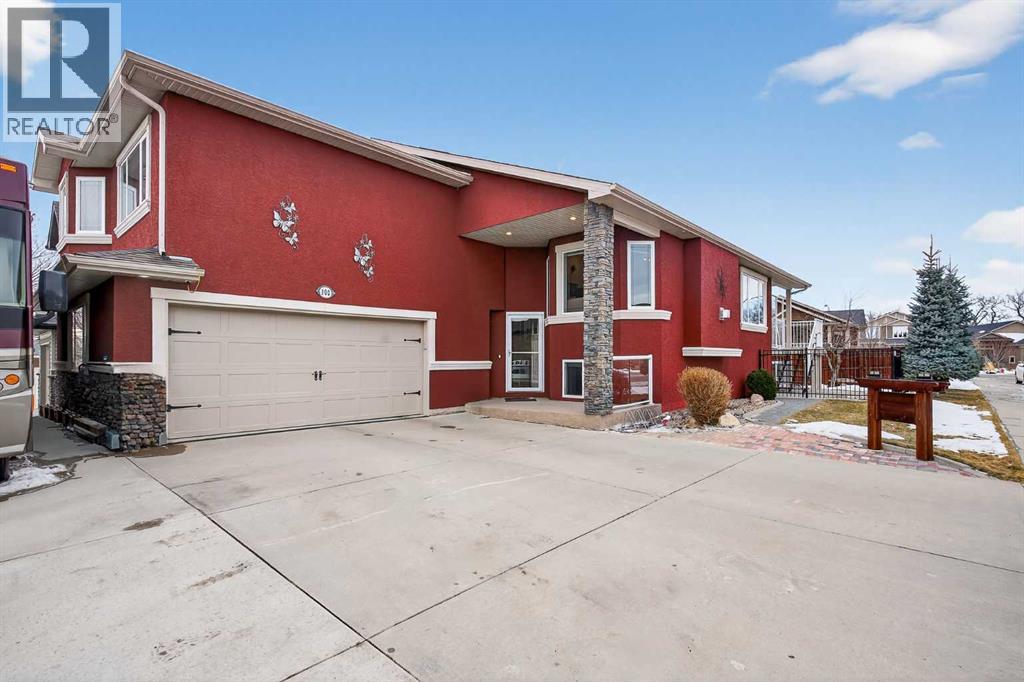 302 Sixmile Lane S, Lethbridge, Alberta  T1K 5S6 - Photo 2 - A2287802