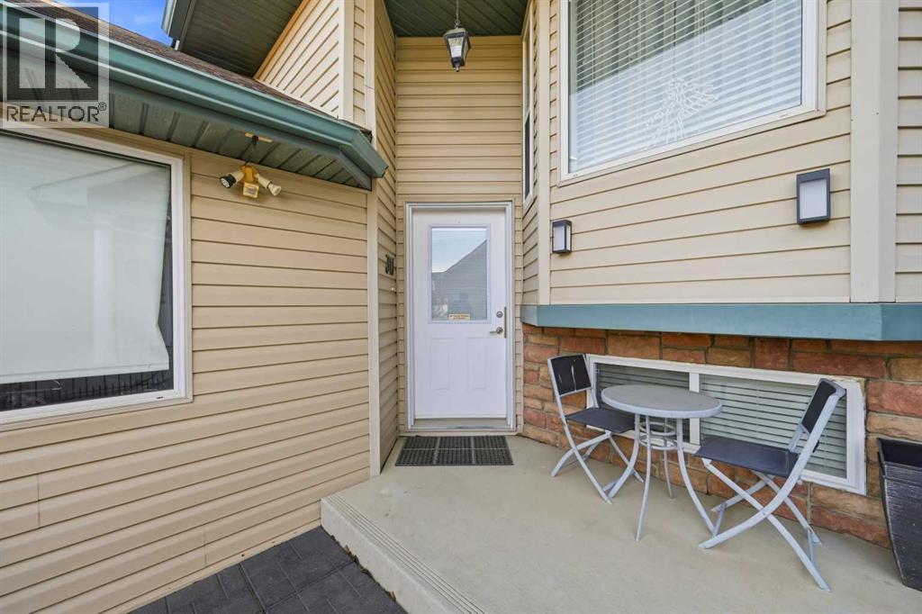 311 Saddlecreek Point Ne, Calgary, Alberta  T3J 4R9 - Photo 3 - A2289806