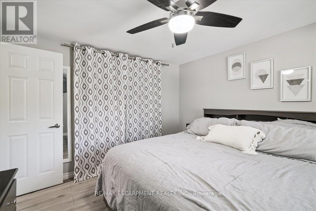 9 Inglewood Street, Brantford, Ontario  N3P 1A4 - Photo 15 - X12846908