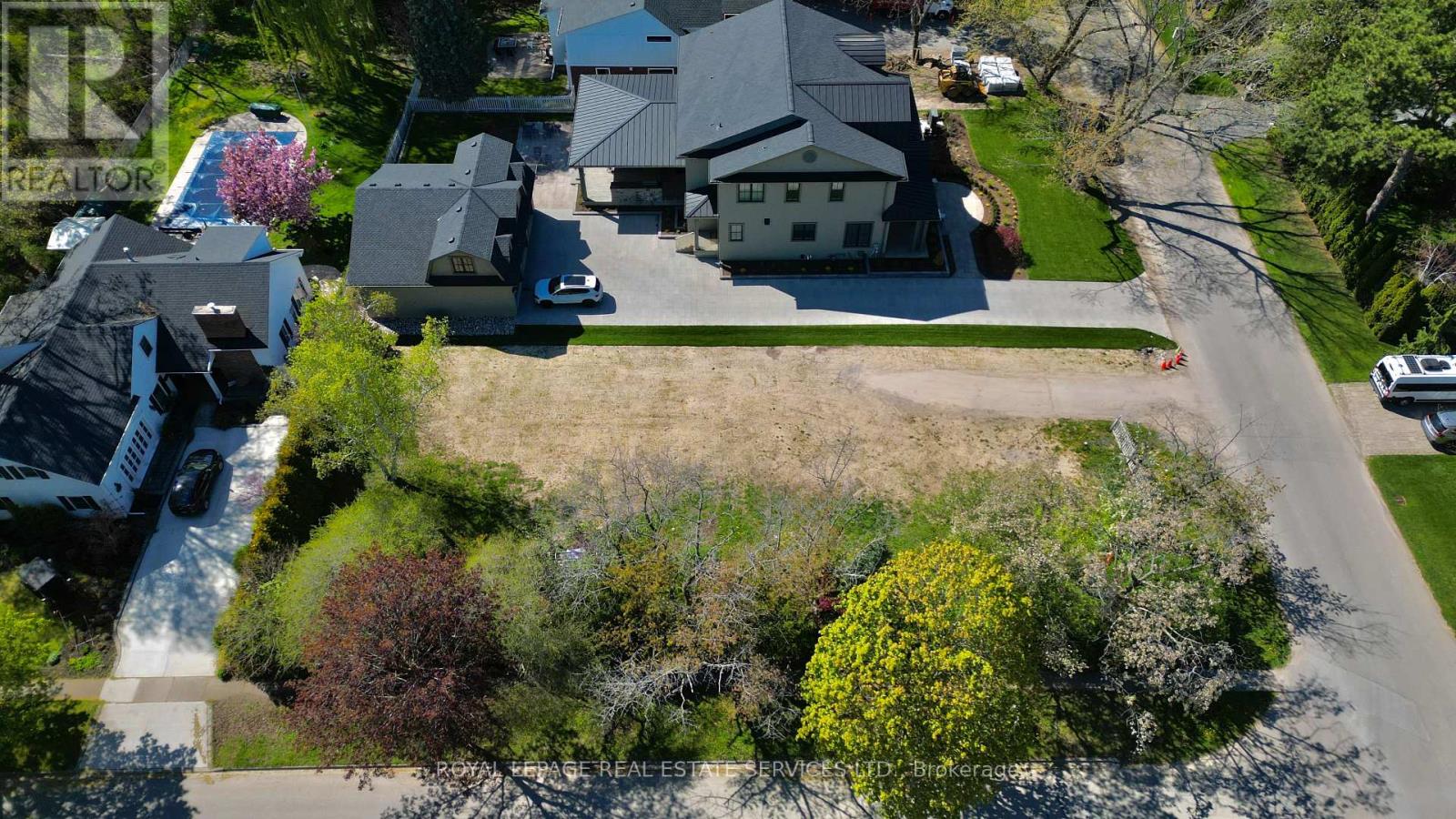 402 Johnson Street, Niagara-On-The-Lake, Ontario  L0S 1J0 - Photo 2 - X12846930