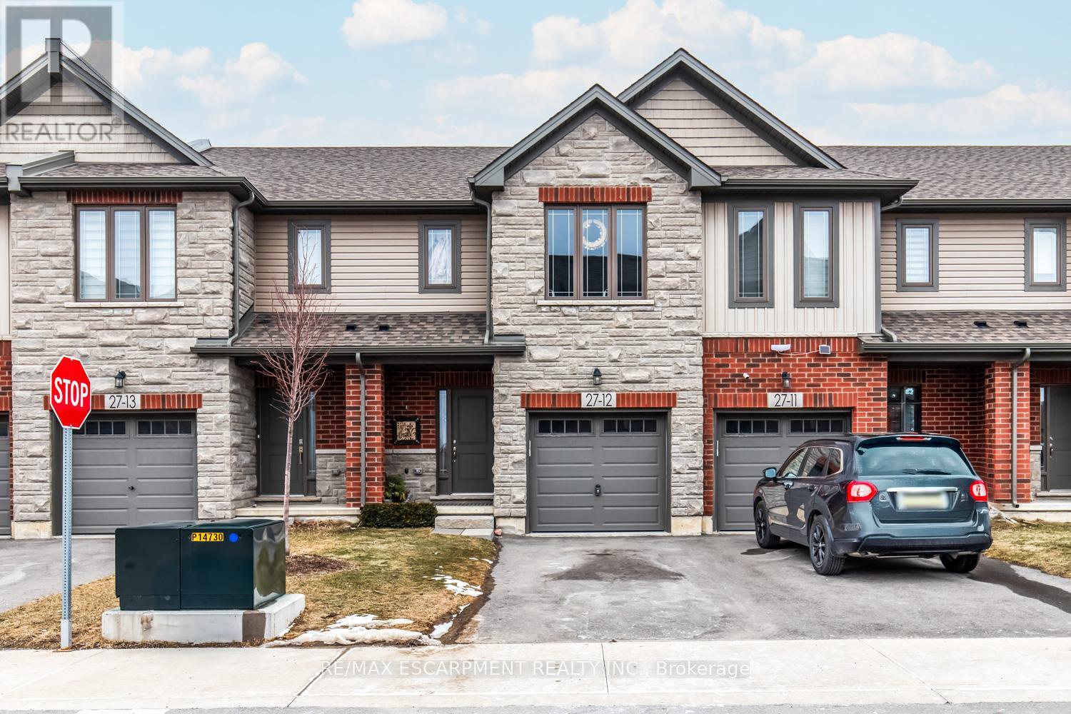 12 - 27 RACHEL DRIVE, Hamilton, Ontario