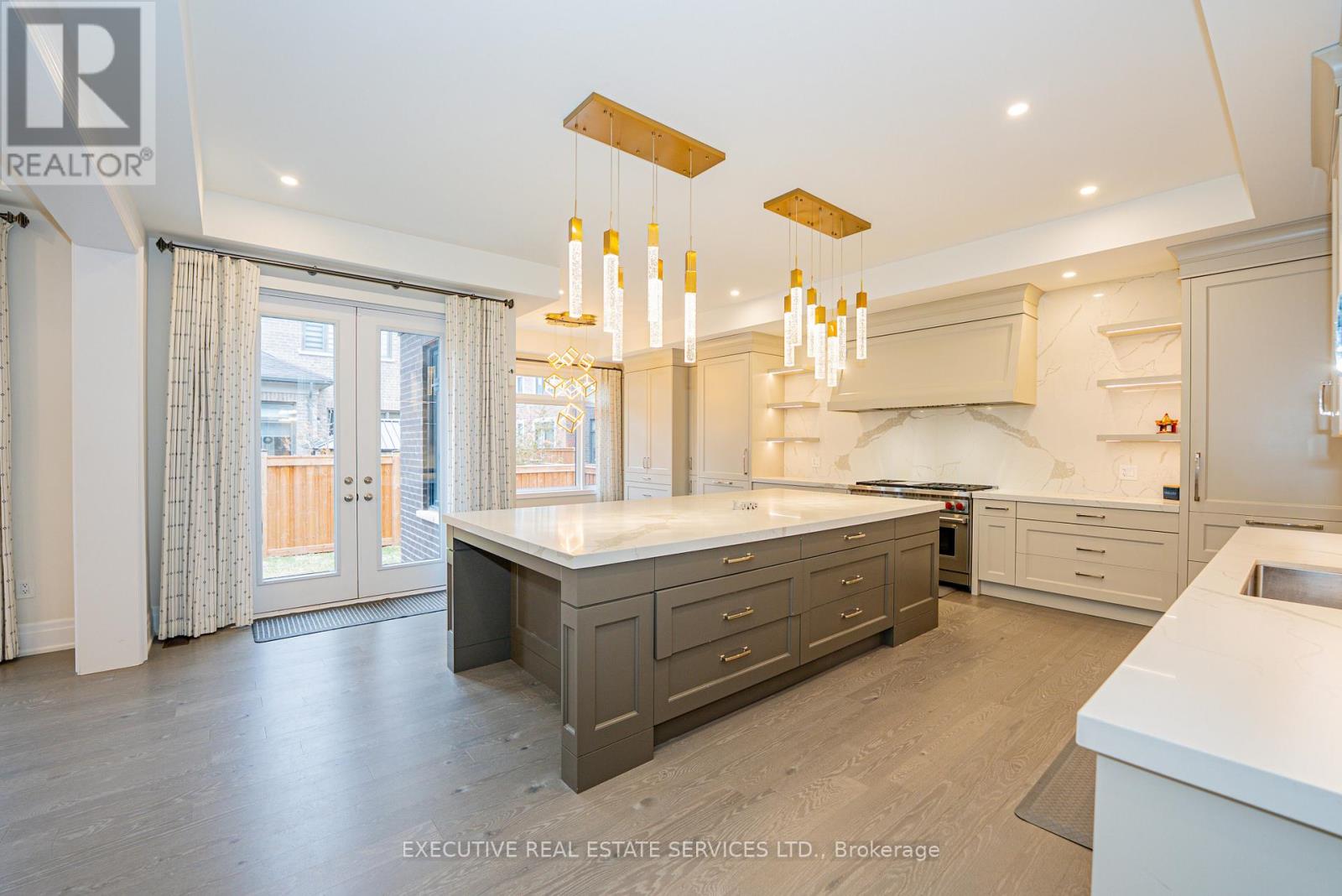 1217 Ironbridge Road, Oakville, Ontario  L6M 5M5 - Photo 33 - W12773676