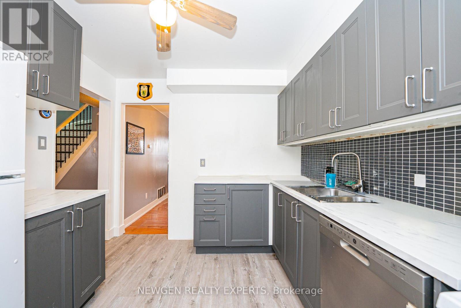 87 Moregate Crescent, Brampton, Ontario  L6S 3K9 - Photo 16 - W12806964