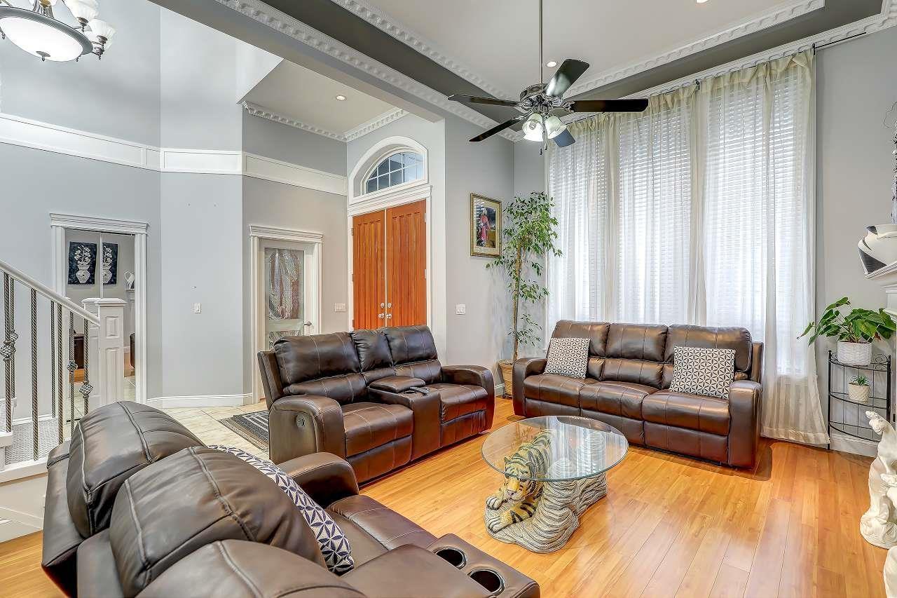 16226 96b Avenue, Surrey, British Columbia  V4N 5X2 - Photo 5 - R3074828