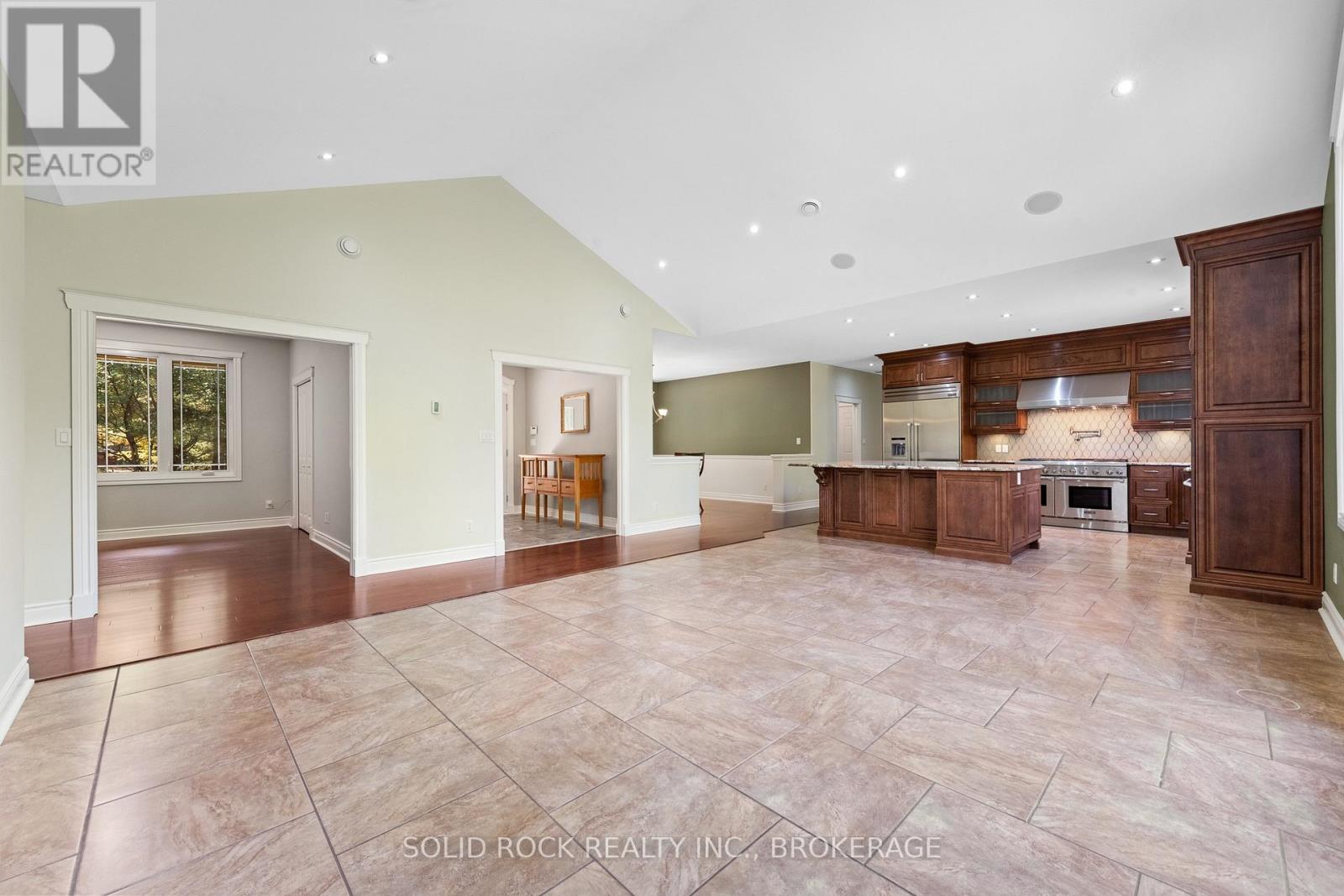 132 Western Avenue, Drummond/north Elmsley, Ontario  K7A 4S4 - Photo 3 - X12842564