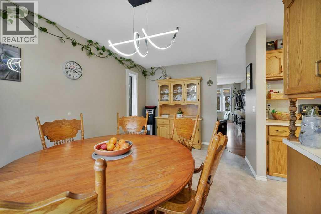 4 Blackstone Avenue, Lacombe, Alberta  T4L 1P8 - Photo 10 - A2281344