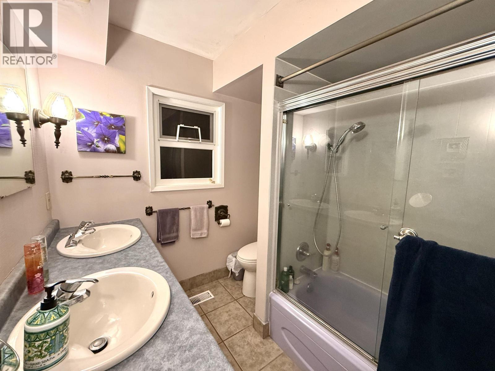 7040 Halifax Street, Burnaby, British Columbia  V5A 1L8 - Photo 14 - R3094938