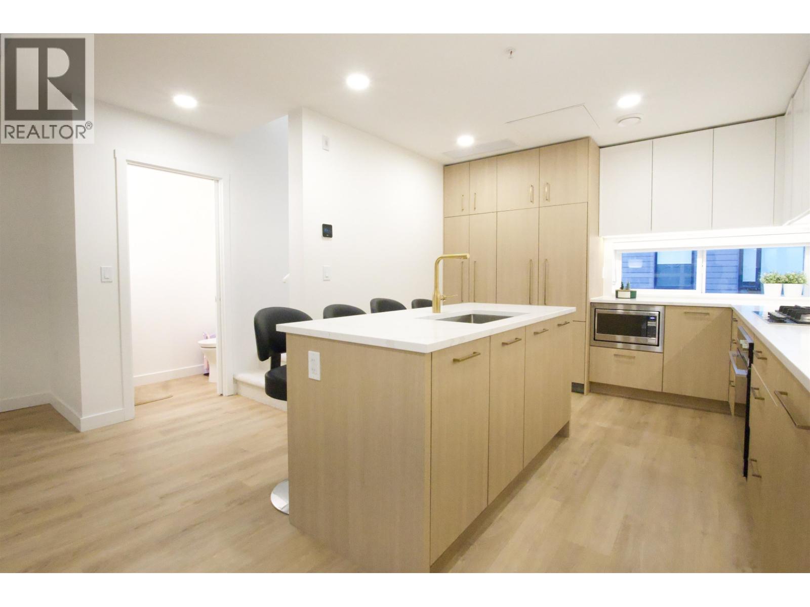 202 381 Clayton Street, Coquitlam, British Columbia  V3K 0J8 - Photo 6 - R3096428