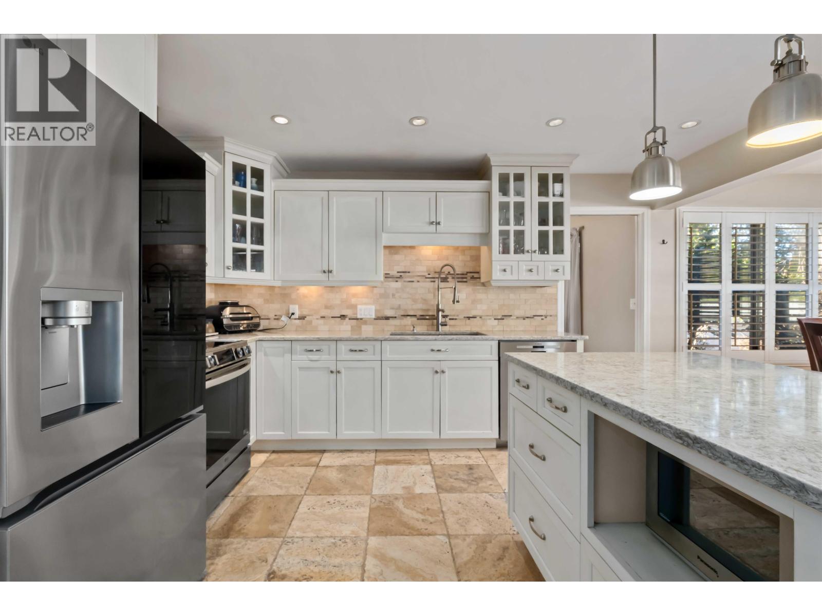 24109 124 Avenue, Maple Ridge, British Columbia  V4R 1N3 - Photo 11 - R3096414