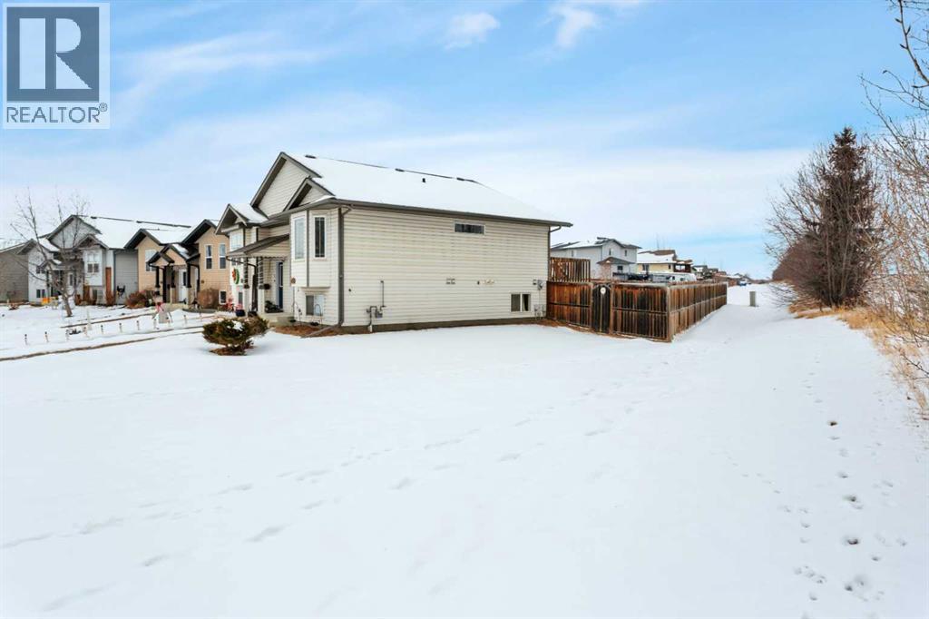 165 Kelloway Crescent, Red Deer, Alberta  T4P 0H5 - Photo 2 - A2289859