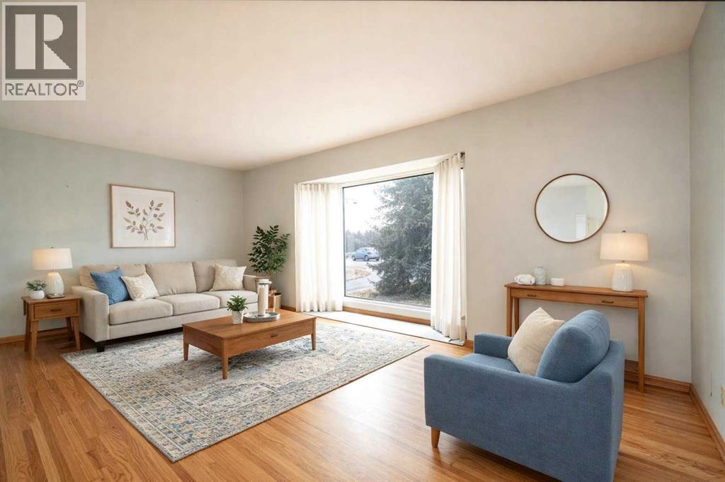 10 Marlowe Place Ne, Calgary, Alberta T2E 5P8 - Photo 3 - A2283017