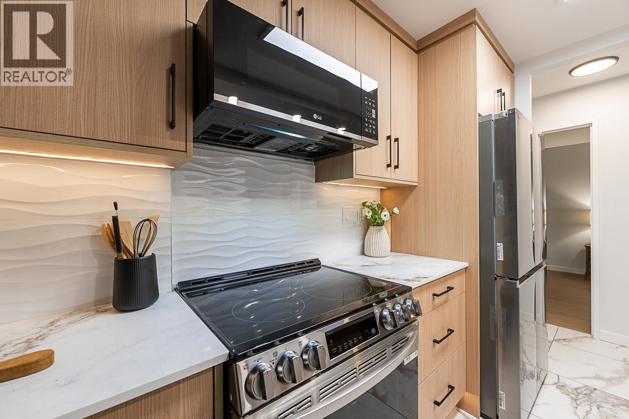 608 2004 Fullerton Avenue, North Vancouver, British Columbia  V7P 3G8 - Photo 7 - R3093342