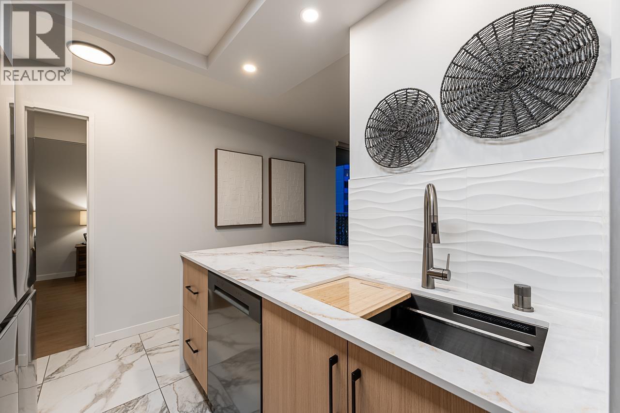 608 2004 Fullerton Avenue, North Vancouver, British Columbia  V7P 3G8 - Photo 6 - R3093342