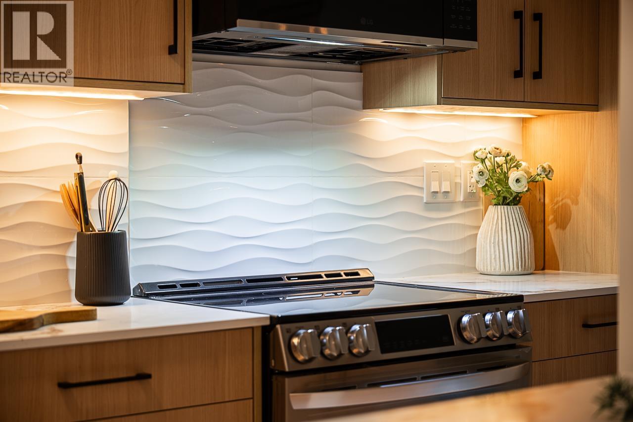 608 2004 Fullerton Avenue, North Vancouver, British Columbia  V7P 3G8 - Photo 31 - R3093342