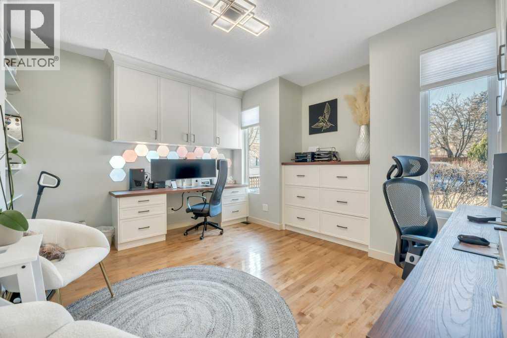 2242 25a Street Sw, Calgary, Alberta  T3E 1Y9 - Photo 17 - A2290367