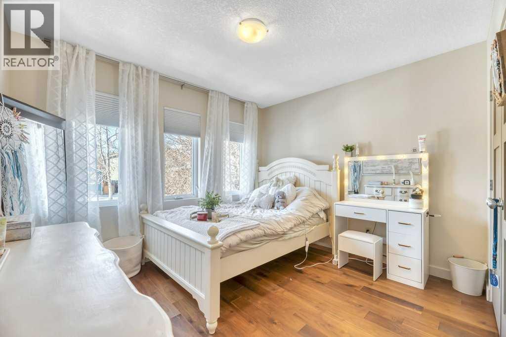 2242 25a Street Sw, Calgary, Alberta  T3E 1Y9 - Photo 29 - A2290367