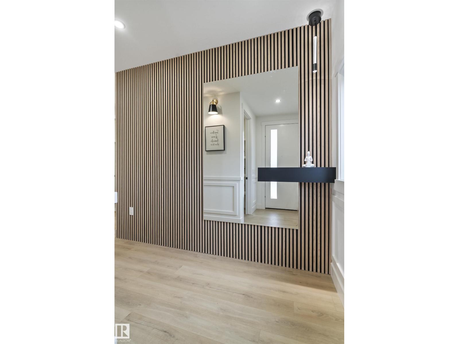 7026 Kiviaq Crescent Sw, Edmonton, Alberta  T6W 5R2 - Photo 2 - E4475892