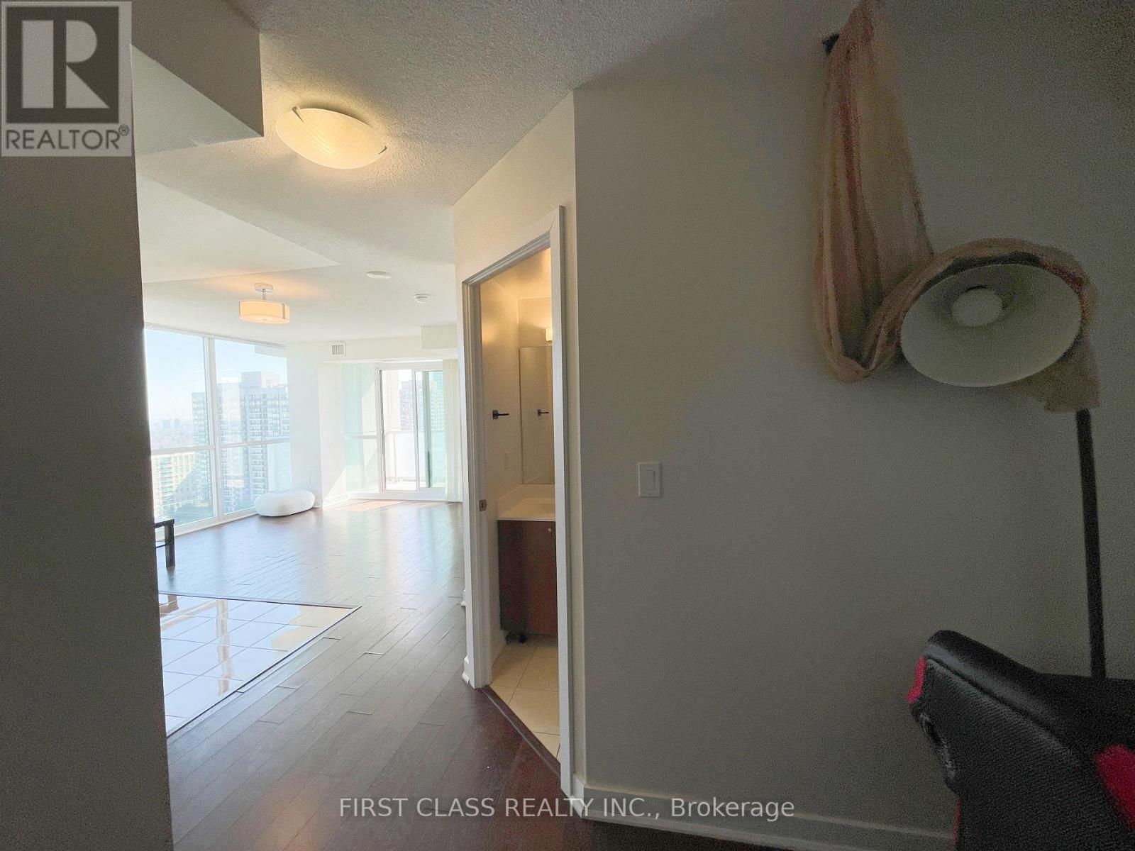 2009 - 5740 Yonge Street, Toronto, Ontario  M2M 0B1 - Photo 2 - C12697978