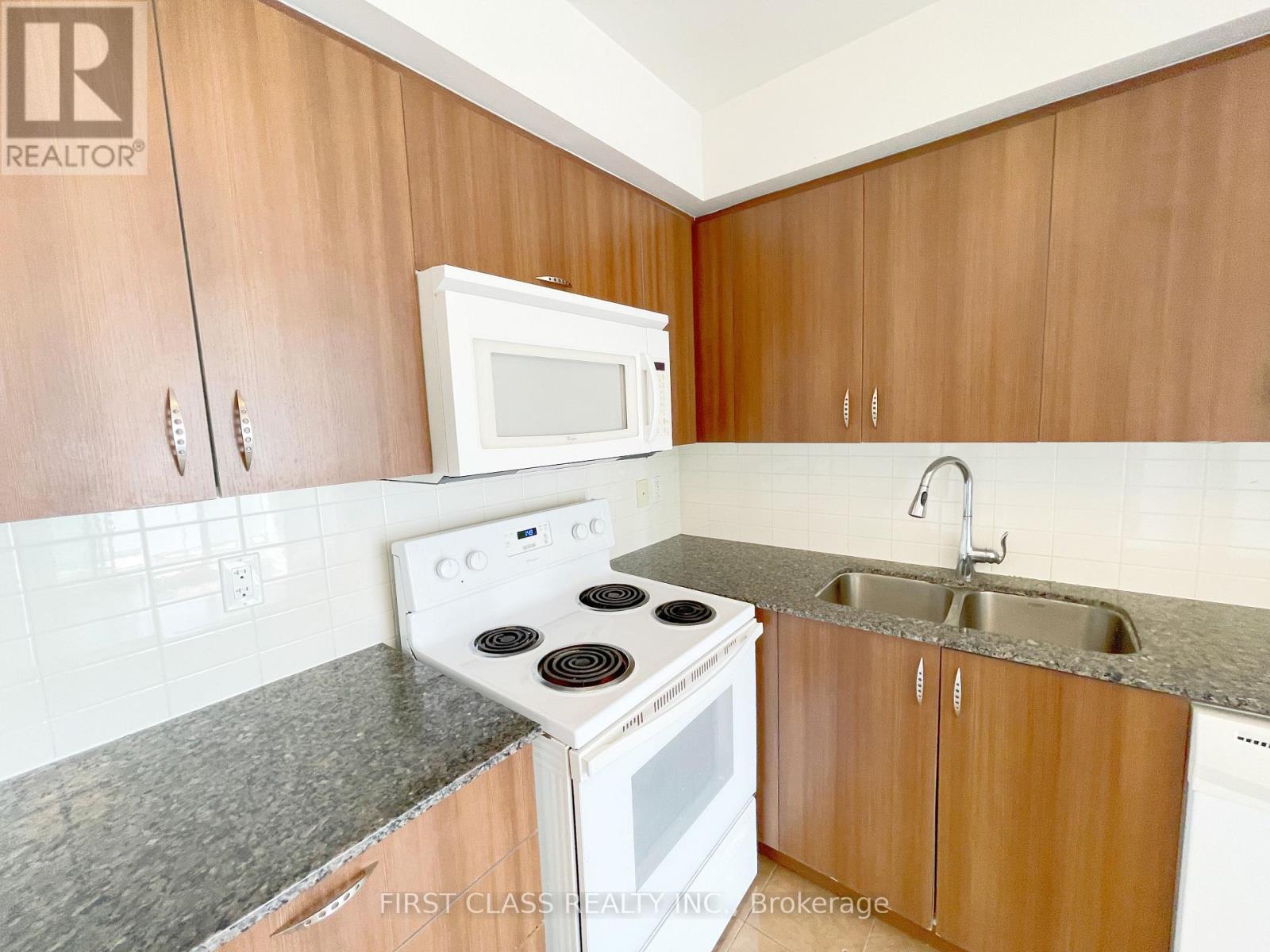 2009 - 5740 Yonge Street, Toronto, Ontario  M2M 0B1 - Photo 6 - C12697978