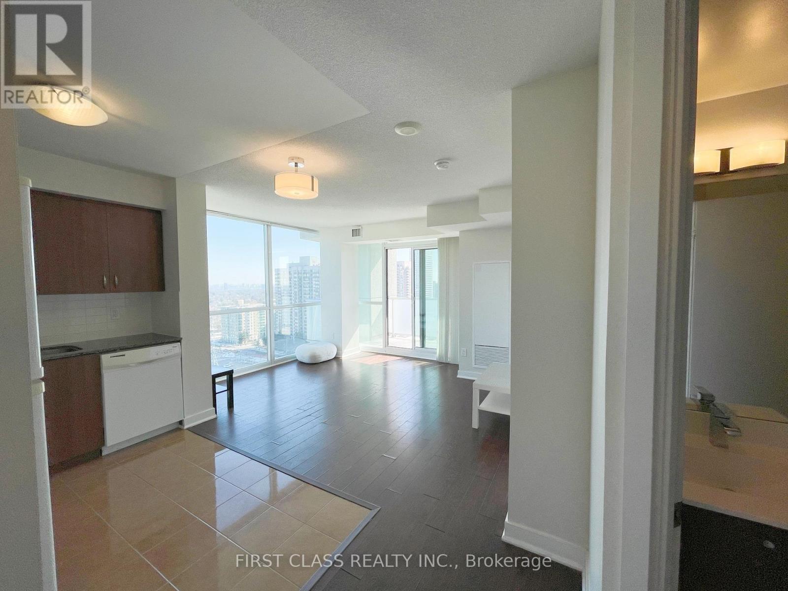 2009 - 5740 Yonge Street, Toronto, Ontario  M2M 0B1 - Photo 3 - C12697978