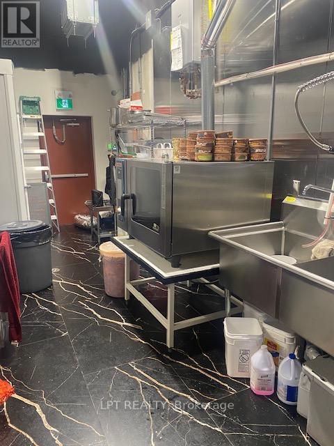 12 - 6111 Mayfield Road S, Brampton, Ontario  L6T 3Z8 - Photo 4 - W12808080