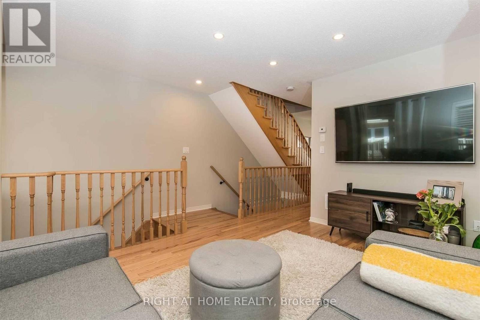 41 Ted Wray Circle, Toronto, Ontario  M3L 0G8 - Photo 13 - W12847000