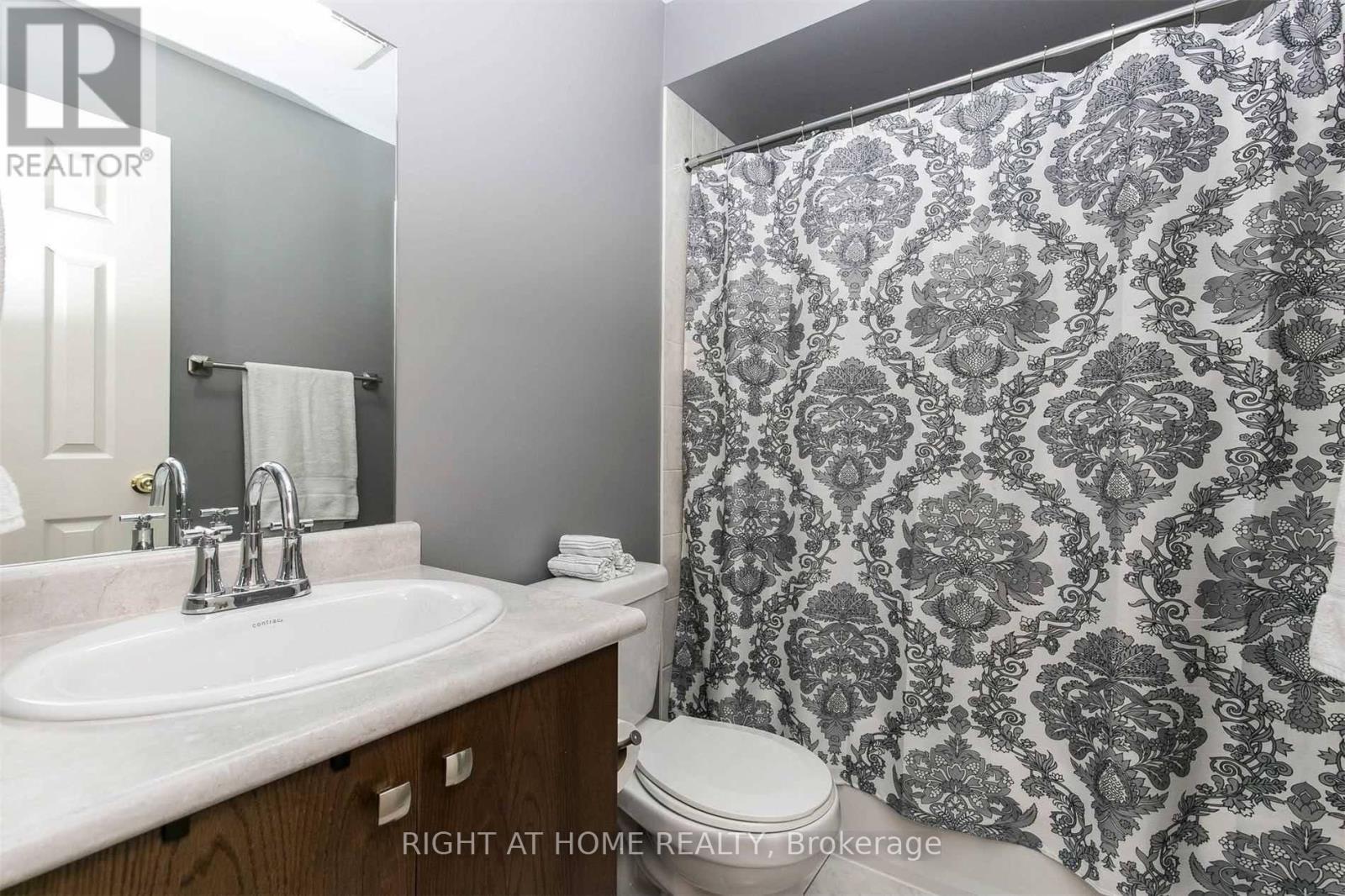 41 Ted Wray Circle, Toronto, Ontario  M3L 0G8 - Photo 20 - W12847000