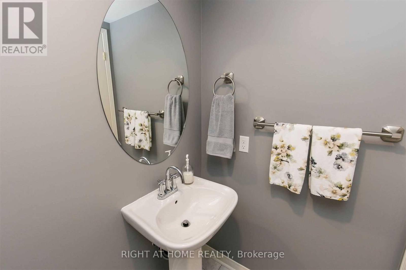 41 Ted Wray Circle, Toronto, Ontario  M3L 0G8 - Photo 22 - W12847000