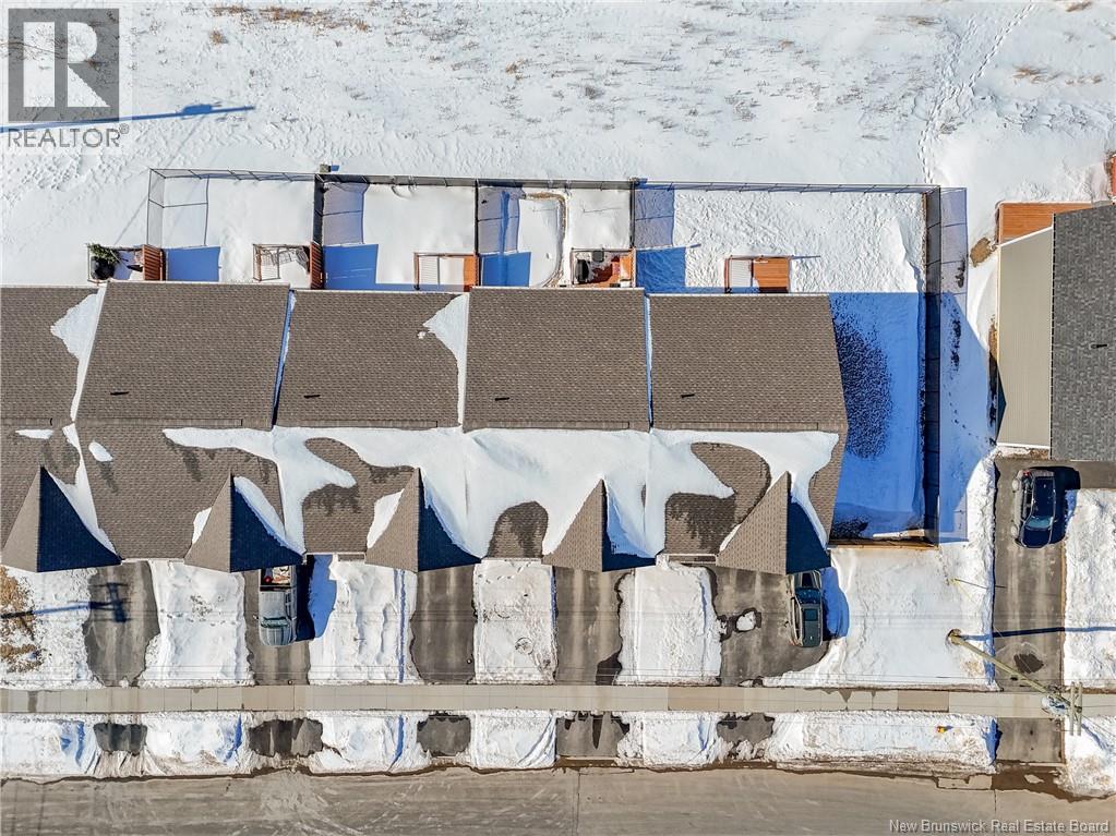 483 Neill Street, Fredericton, New Brunswick  E3A 2Z9 - Photo 2 - NB134478