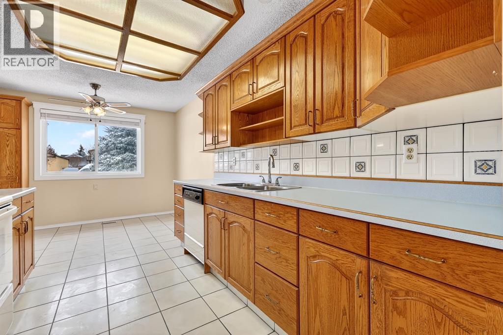 115 Abingdon Court Ne, Calgary, Alberta  T2A 6S4 - Photo 6 - A2286821