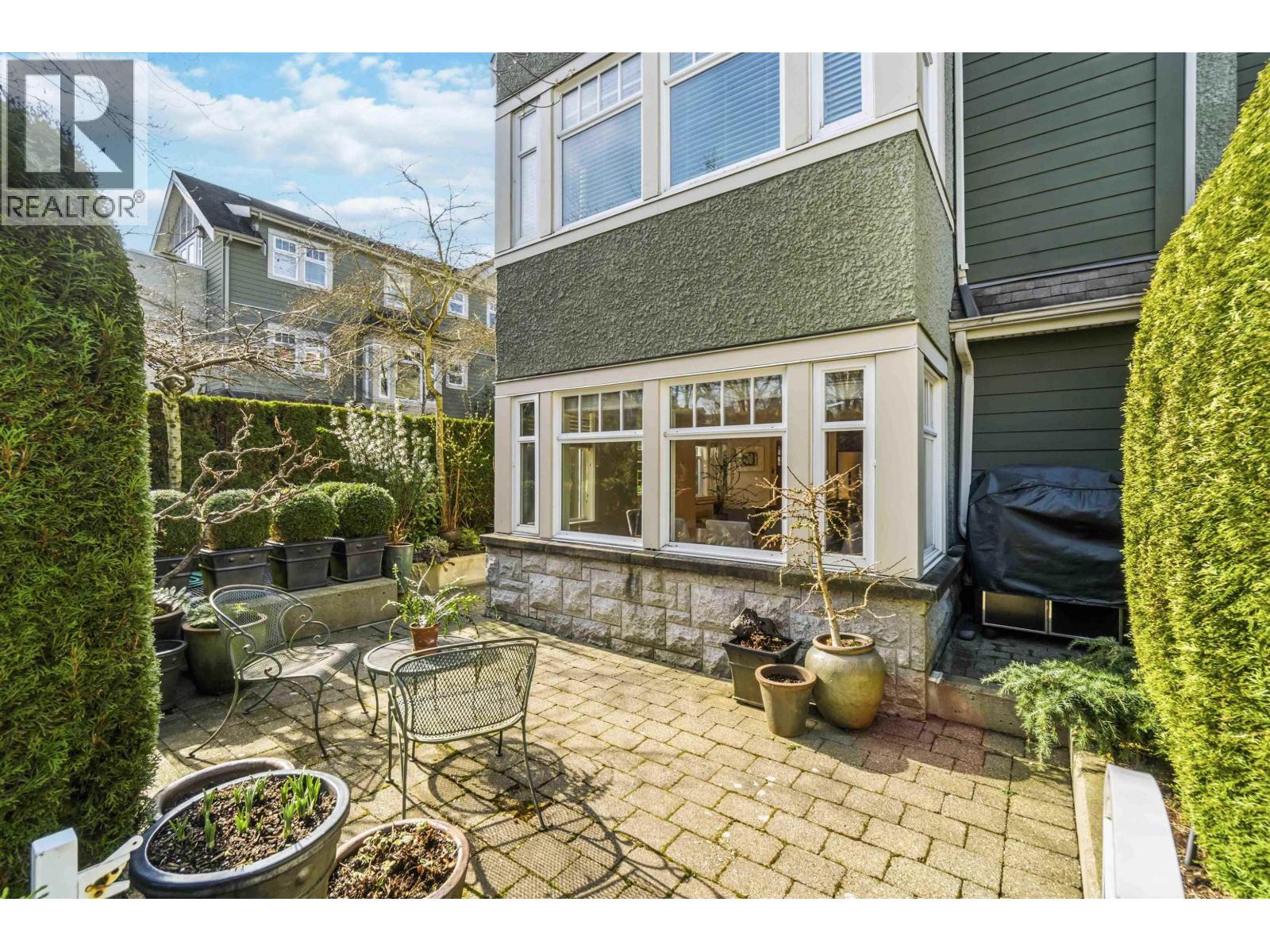 2420 Sasamat Street, Vancouver, British Columbia  V6R 4S8 - Photo 32 - R3096197