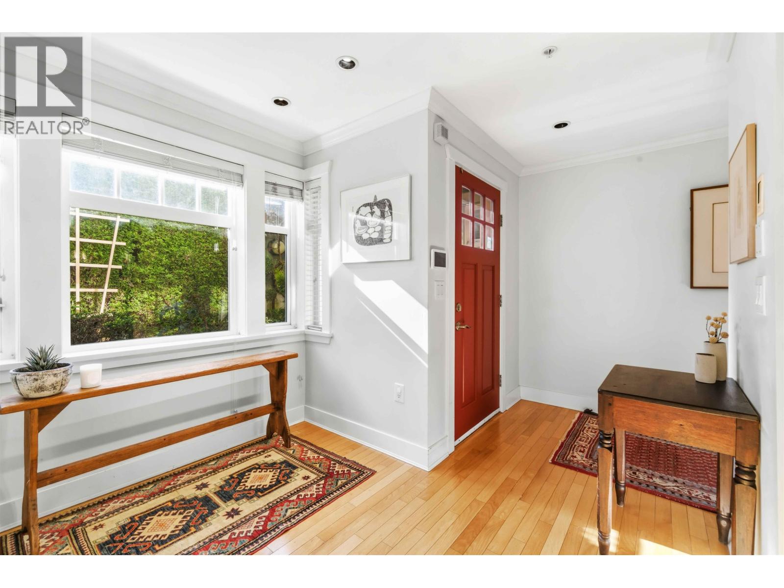 2420 Sasamat Street, Vancouver, British Columbia  V6R 4S8 - Photo 3 - R3096197