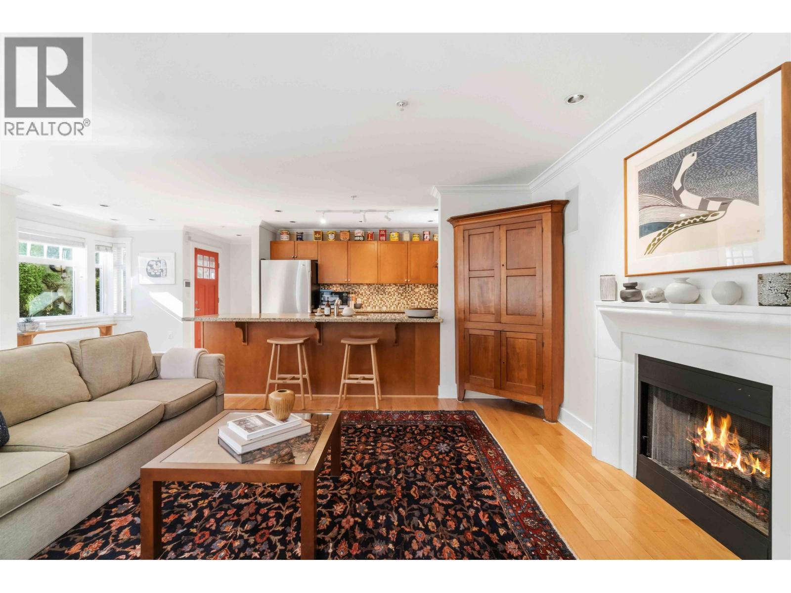 2420 Sasamat Street, Vancouver, British Columbia  V6R 4S8 - Photo 4 - R3096197