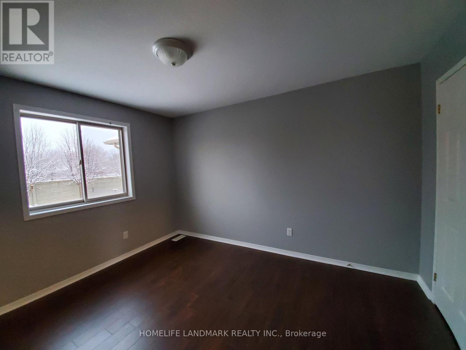 23 Kendrick Court, Hamilton, Ontario  L9G 5A4 - Photo 11 - X12846984