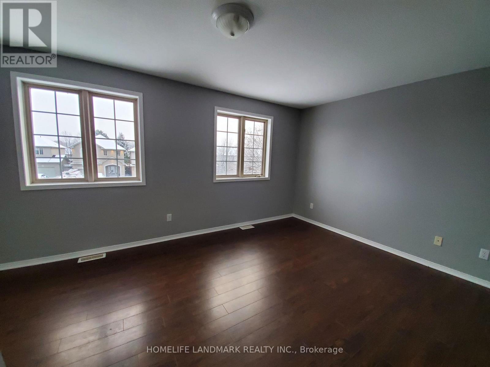 23 Kendrick Court, Hamilton, Ontario  L9G 5A4 - Photo 7 - X12846984