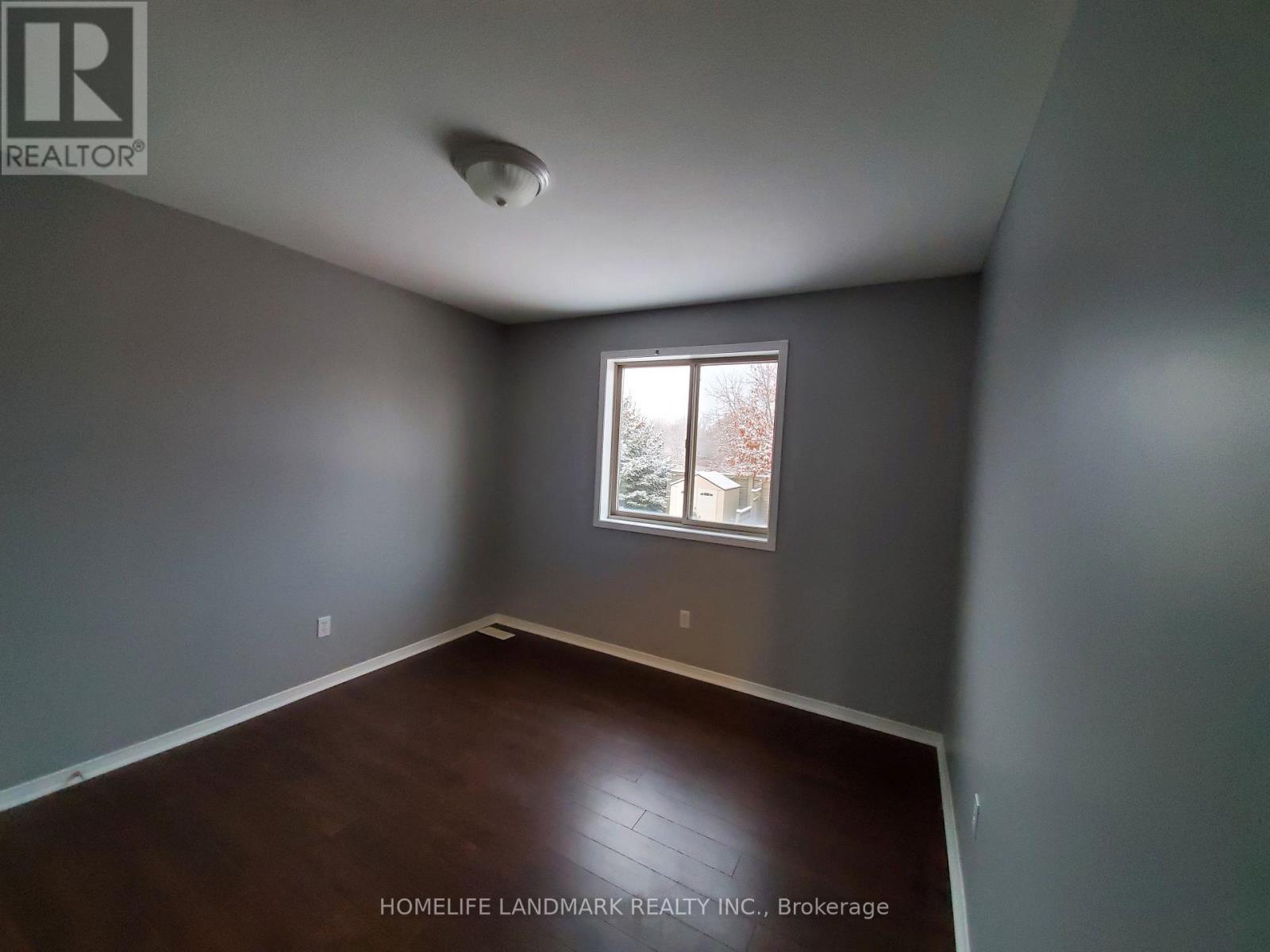 23 Kendrick Court, Hamilton, Ontario  L9G 5A4 - Photo 9 - X12846984