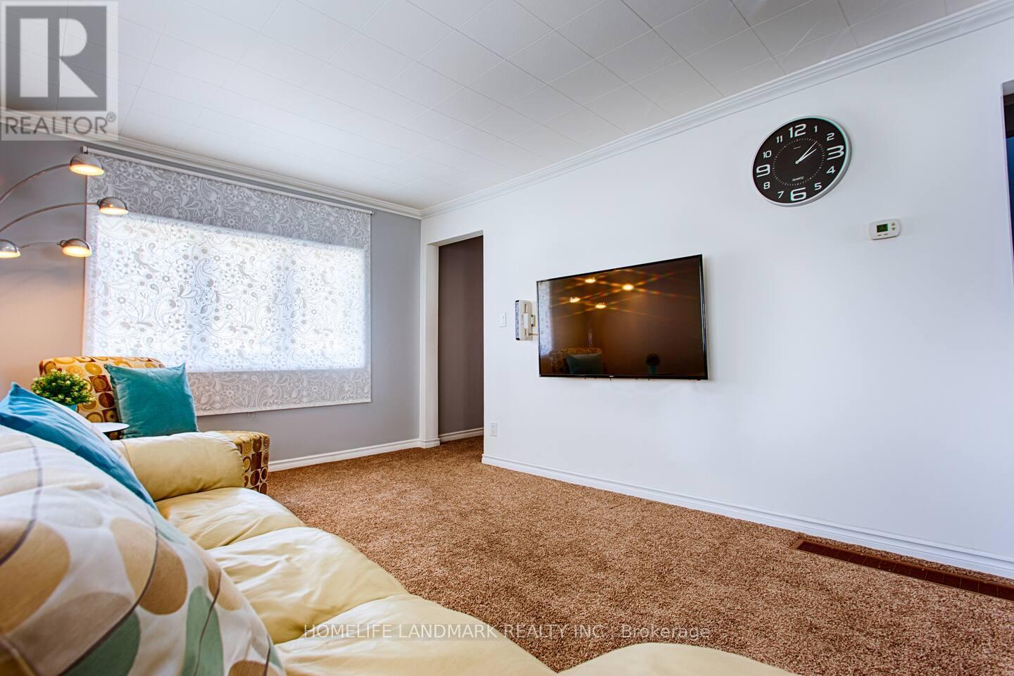 6548 Montrose Road, Niagara Falls, Ontario  L2H 1M2 - Photo 3 - X12846996