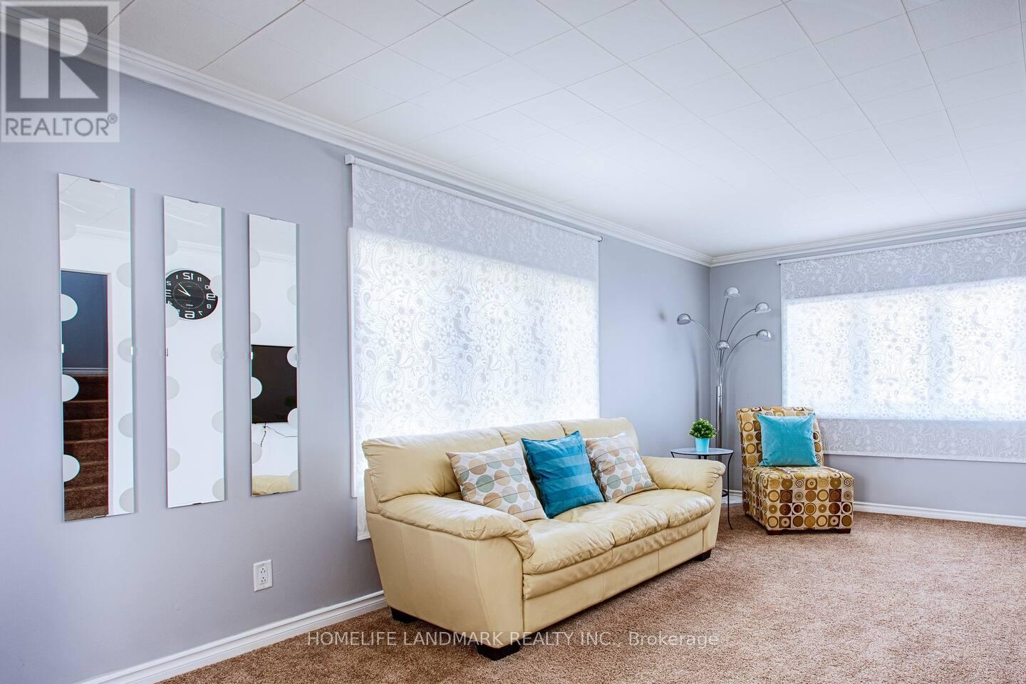 6548 Montrose Road, Niagara Falls, Ontario  L2H 1M2 - Photo 4 - X12846996