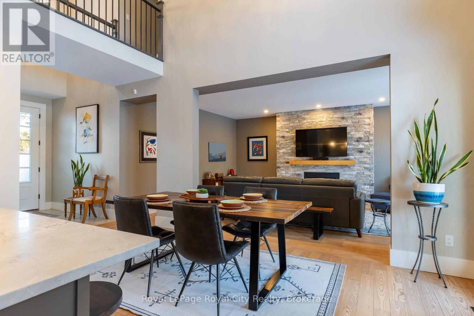 255 Normandy Avenue, Waterloo, Ontario N2K 1X6 - Photo 8 - X12847034