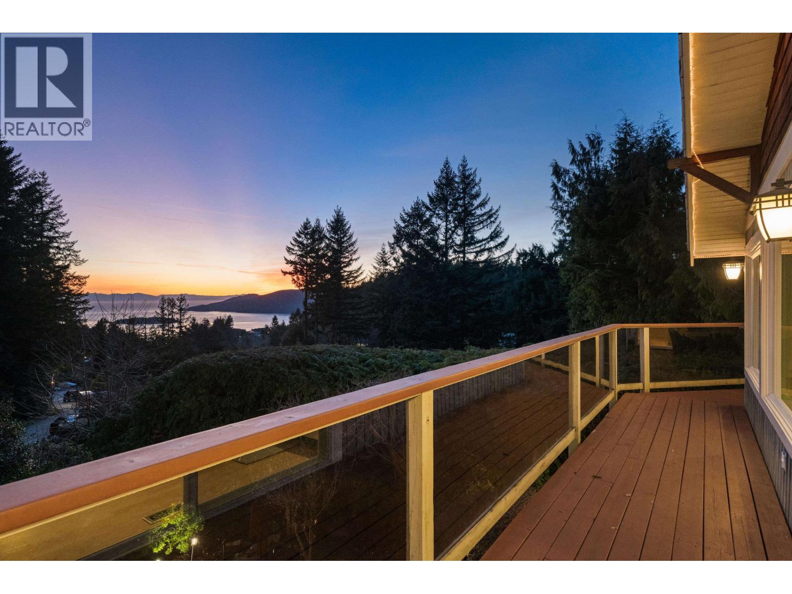 4721 Woodside Place, West Vancouver, British Columbia  V7S 2X5 - Photo 10 - R3095448