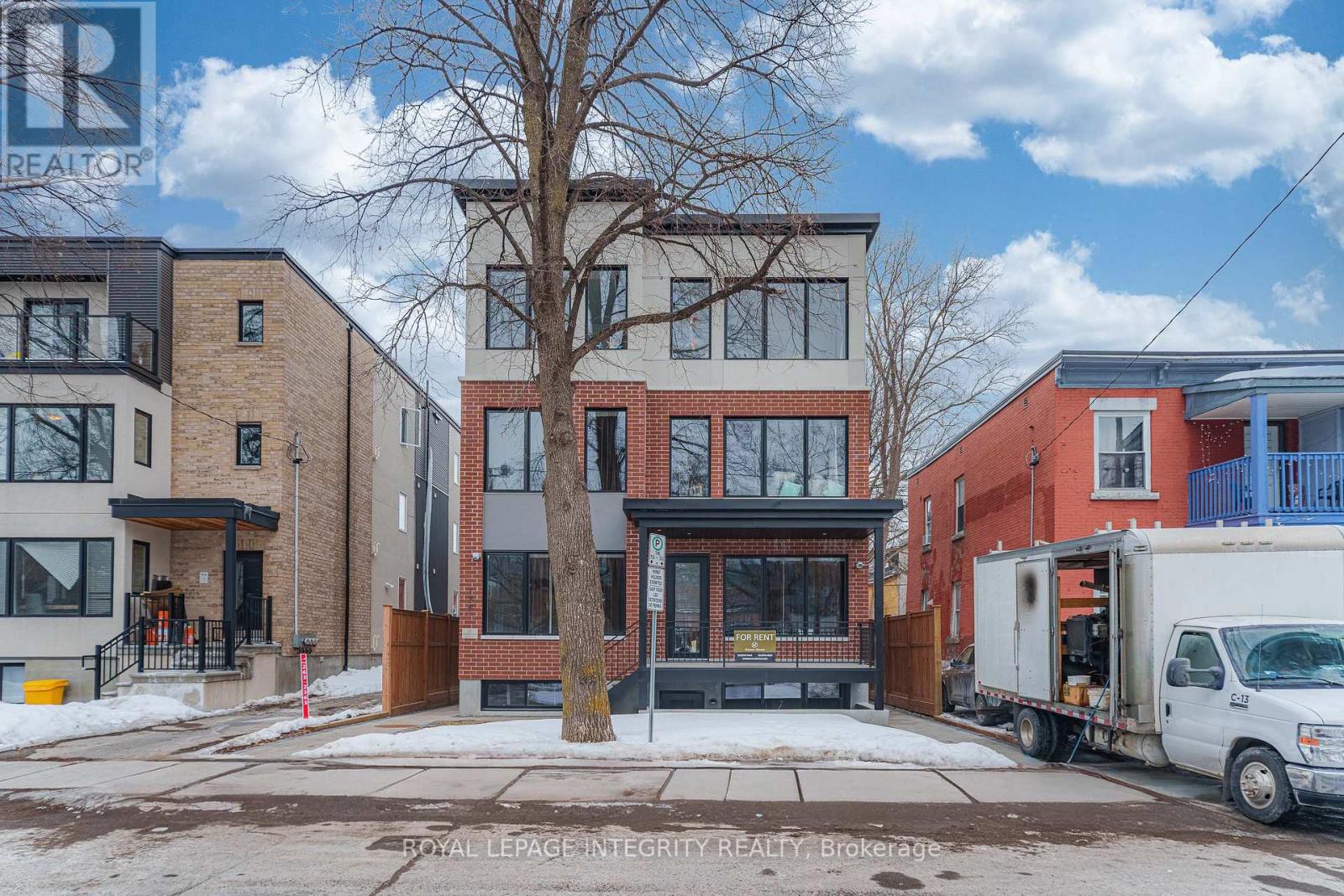 B01 - 135 SWEETLAND AVENUE, Ottawa, Ontario