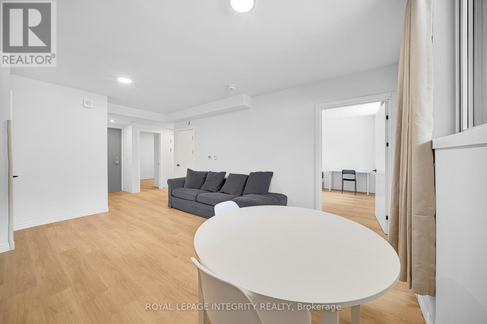 B01 - 135 Sweetland Avenue, Ottawa, Ontario  K1N 7V1 - Photo 15 - X12847022