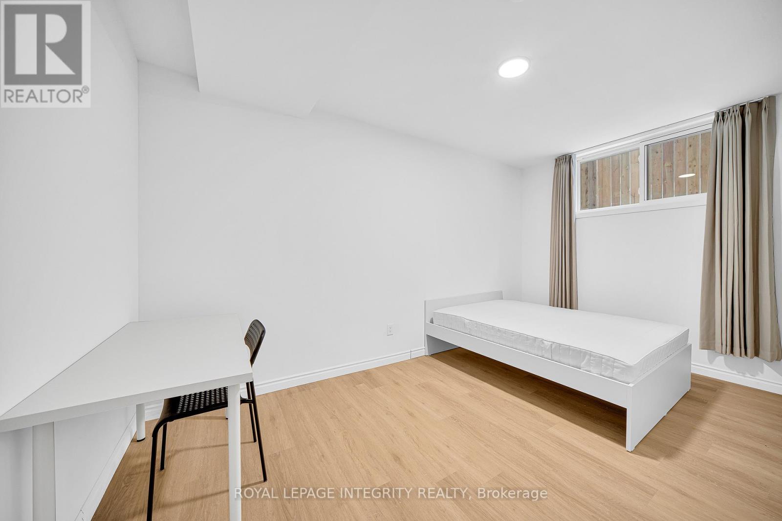 B01 - 135 Sweetland Avenue, Ottawa, Ontario  K1N 7V1 - Photo 21 - X12847022