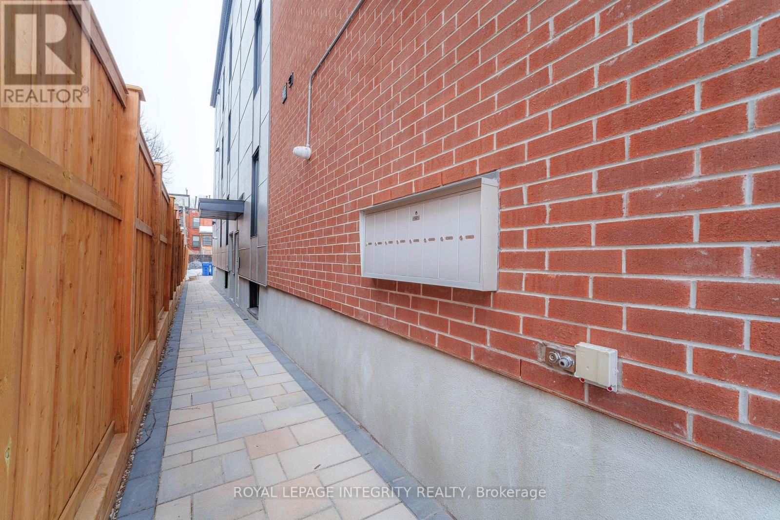 B01 - 135 Sweetland Avenue, Ottawa, Ontario  K1N 7V1 - Photo 27 - X12847022