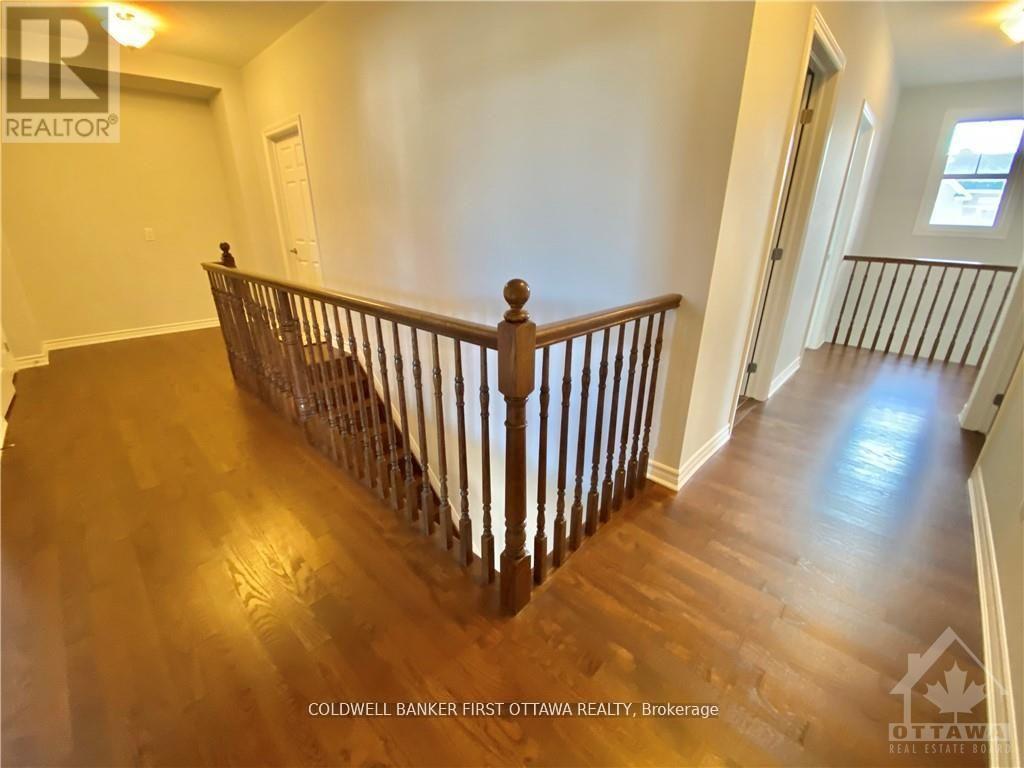 924 Whimbrel Way, Ottawa, Ontario  K2J 6C5 - Photo 8 - X12847024