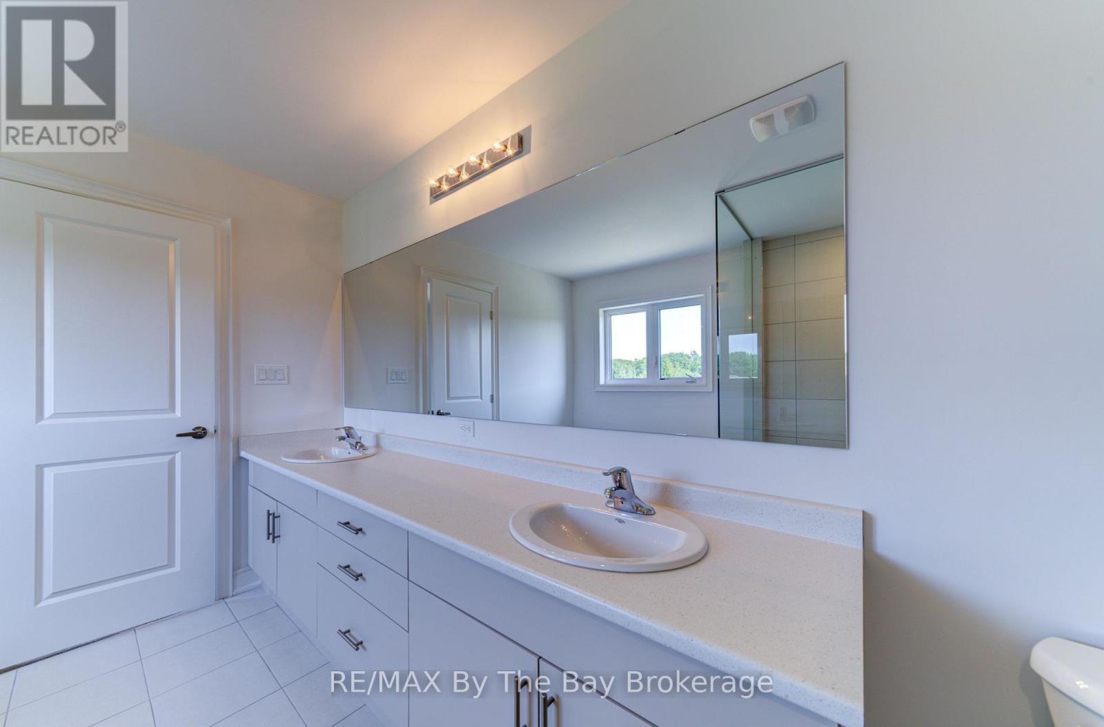 16 Misty Ridge Road, Wasaga Beach, Ontario  L9Z 0R8 - Photo 22 - S12846186