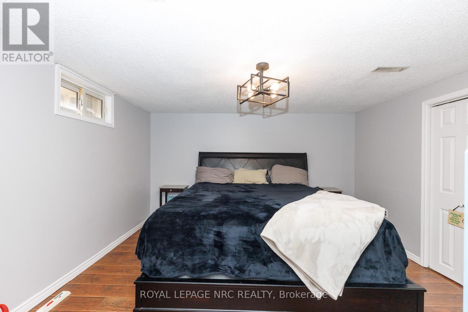 7354 North Dorset Place, Niagara Falls, Ontario  L2J 3T4 - Photo 40 - X12847008